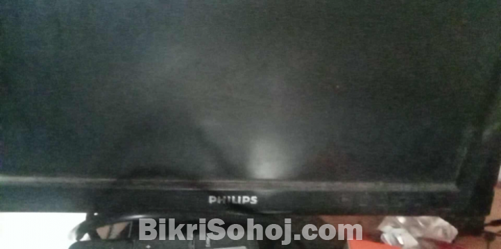 LED OLD USED MONITOR FOR URGENT SALE ONLY